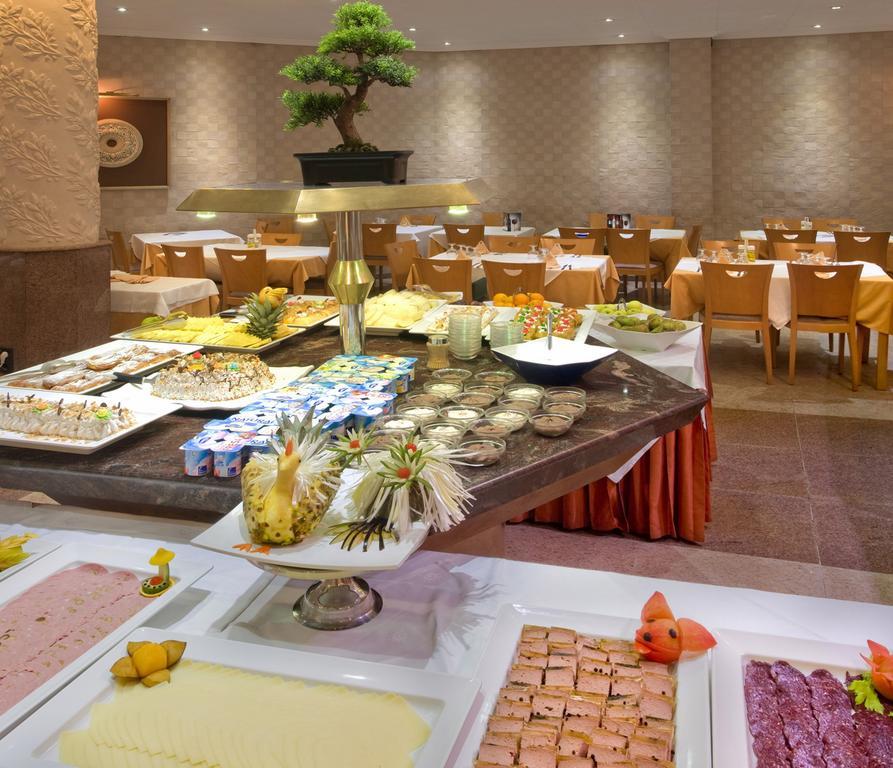โฮเต็ล พอร์ต ยูเจนี Hotel กัมบริลส์ ภายนอก รูปภาพ